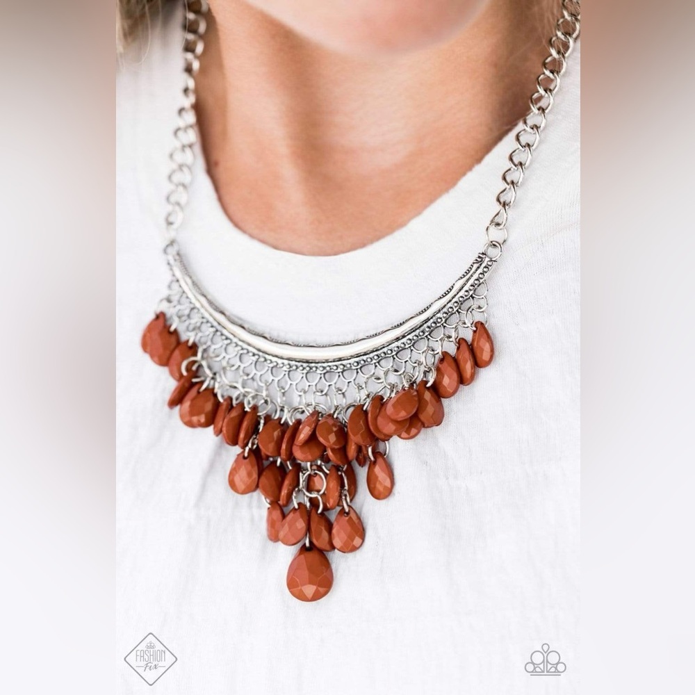❤️‍🔥5/$25❤️‍🔥 Rio Rainfall Brown Necklace